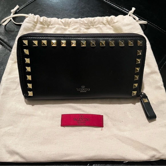 Valentino Garavani Handbags - Valentino Garavani - Black Rockstud Zip-Around Long Wallet - Gold Hardware